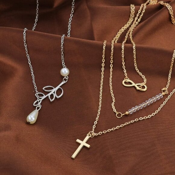 20 PCS Pendant Necklace with 14 PCS Gold,6 PCS Sliver,20 styles of necklaces for - Picture 5 of 7